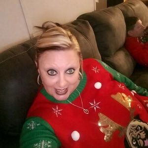 Meet your Posher, Sandy